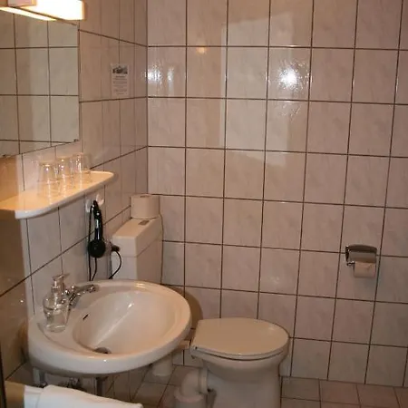 Gaestehaus Am Berg 3*