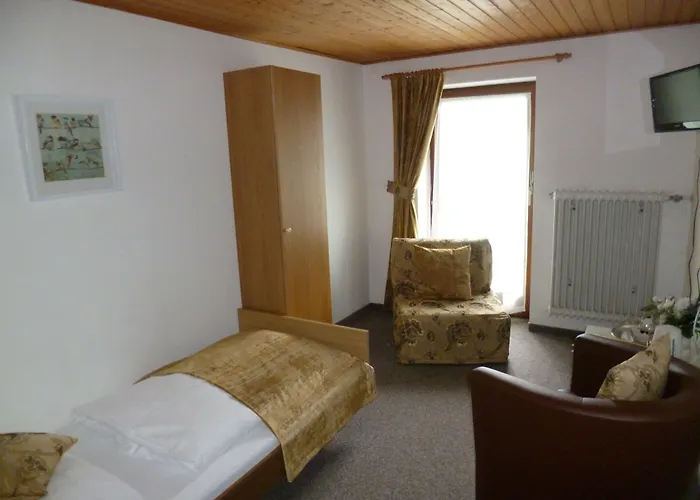 Gaestehaus Am Berg Πανσιόν