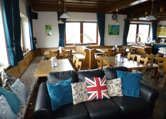 Πανσιόν Gaestehaus Am Berg 3*