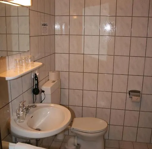 Gaestehaus Am Berg 3*